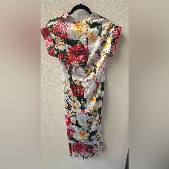 STYLEWE Red and Pink Ruched Asymmetrical Dress - Picture 3 of 3